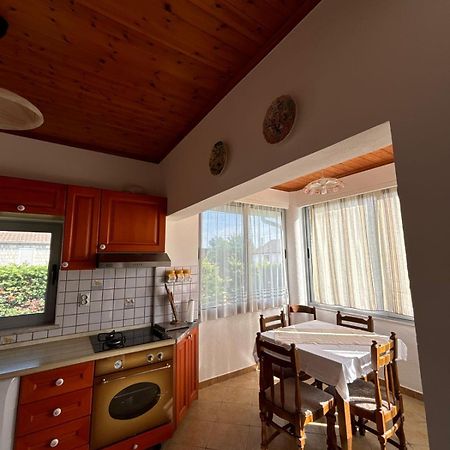 Holiday Home Zenit Ulcinj Exterior photo
